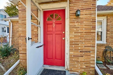 95 Garfield Ave, Woburn, MA 01801 - photo 3