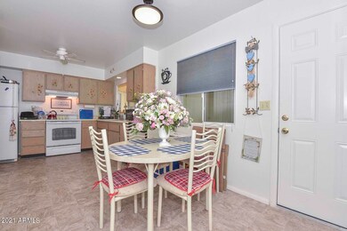 13631 N Newcastle Dr unit 34, Sun City, AZ 85351 - photo 6