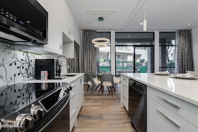 2802 E Camino Acequia Dr unit 7, Phoenix, AZ 85016 - photo 5