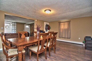 532 E Scott St, Olyphant, PA 18447 - photo 6