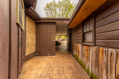 1933 S Jefferson Ave (8 of 36)