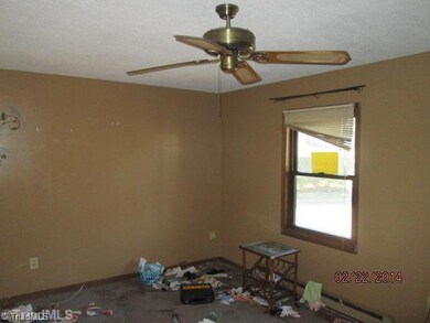 176 Persimmon Cir, Statesville, NC 28625 - photo 3