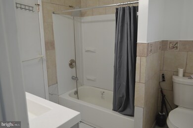 136 Mayfair Ln, Mount Laurel, NJ 08054 - photo 2