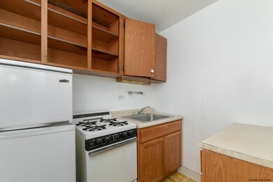 255 State St unit 3R, Albany, NY 12210 - photo 5