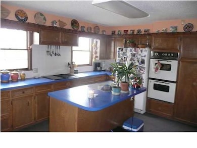 A kitchen any cook would love!