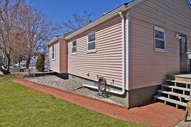 18 Brown Ave, North Providence, RI 02911 - photo 3