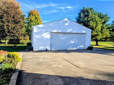 1495 Timber Rd, Mansfield, OH 44905 - photo 3