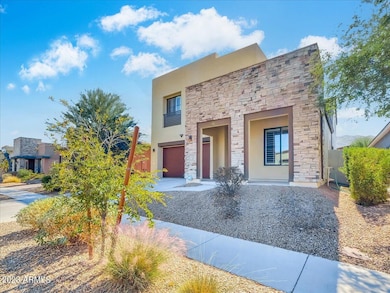 03-919 East Paseo Way-3