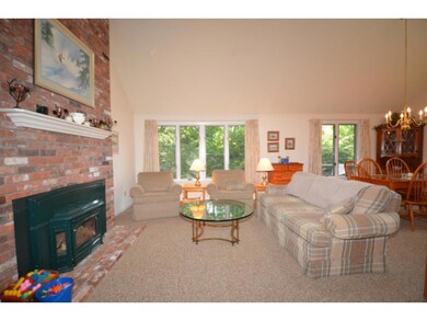 654 Marten Ln unit 654, Grantham, NH 03753 - photo 3