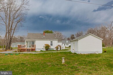 7096 Ladysmith Rd, Ruther Glen, VA 22546 - photo 6