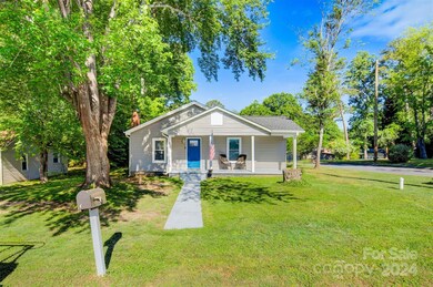 604 24th St SW, Hickory, NC 28602 - photo 2