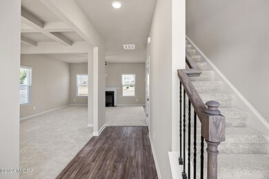 004 Foyer leading to upstairs or livingr