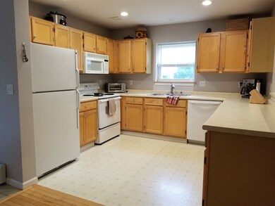 217 Juniper Dr, South Burlington, VT 05403 - photo 3