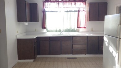 242 W Railroad St, Winnemucca, NV 89445 - photo 6