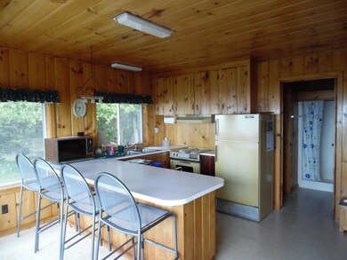 5 Kitchen Area
