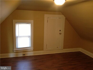 25 Main St unit 3, Darby, PA 19023 - photo 3