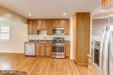 14201 Manorvale Rd, Rockville, MD 20853 - photo 7