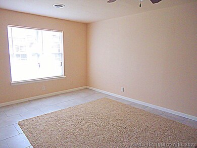 6116 S Madison Place unit A, Tulsa, OK 74136 - photo 6