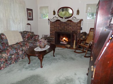 2Living Room (1)