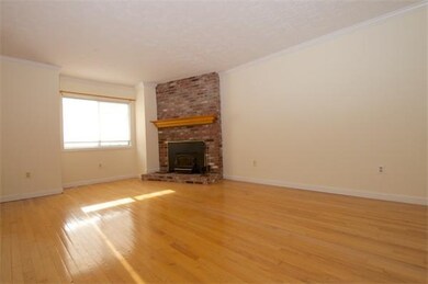 62 Voyagers Ln, Ashland, MA 01721 - photo 5