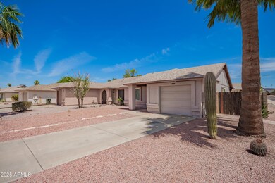 3002 W Mohawk Front 1