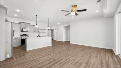 104 Sierra Bay Dr unit 2F, Camdenton, MO 65020 - photo 3