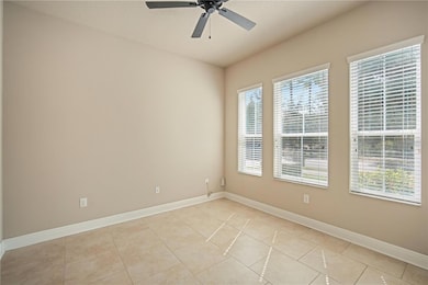15604 Starling Crossing Dr, Lithia, FL 33547 - photo 5