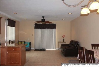 10 Theresa Ln, Staten Island, NY 10308 - photo 7