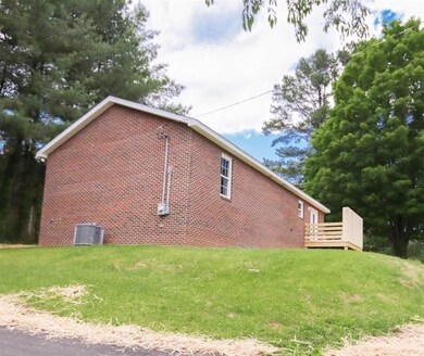 1106 King Springs Rd, Johnson City, TN 37601 - photo 6