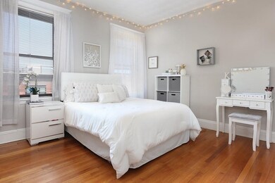 30 Claflin Rd unit 2, Brookline, MA 02445 - photo 2