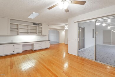 11005 W Cameo Dr, Sun City, AZ 85351 - photo 7