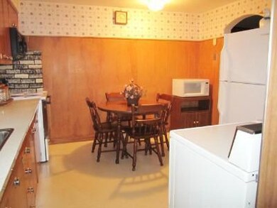 40 Lenox St, Sanford, ME 04073 - photo 5