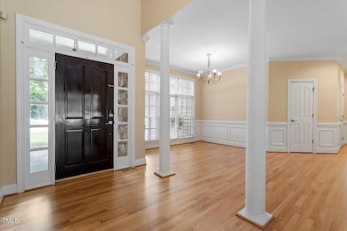 Entry-Dinning Area