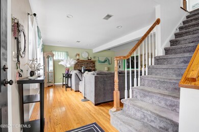 pine fork foyer