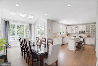 392 Langberg Ln, Ambler, PA 19002 - photo 4