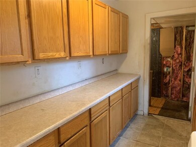 641 16th Ave SW, Cedar Rapids, IA 52404 - photo 7