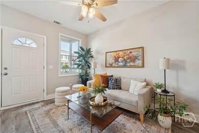 537 1/2 E Anderson St, Savannah, GA 31401 - photo 5