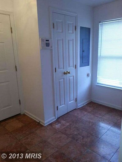 3915 C St SE, Washington, DC 20019 - photo 2