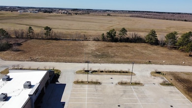 6160 Muela Creek Dr unit 6150, 6170, 6180 Mue, Beaumont, TX 77706 - photo 2