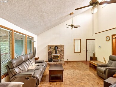 5696 S Whiskey Hill Rd, Hubbard, OR 97032 - photo 4