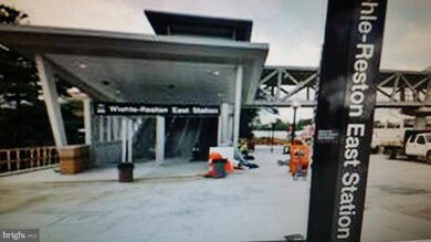 2226 Castle Rock Square unit 1B, Reston, VA 20191 - photo 3