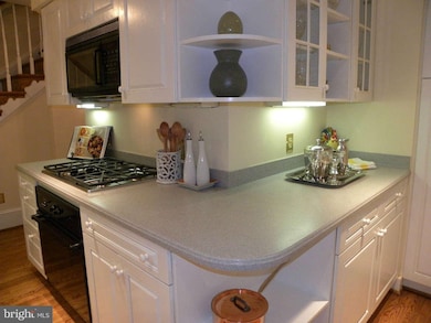 460 S Union St unit 4A, Alexandria, VA 22314 - photo 3