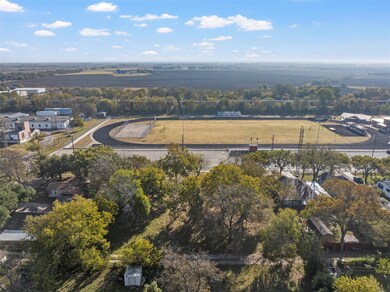 604 S Reagan St, West, TX 76691 - photo 6