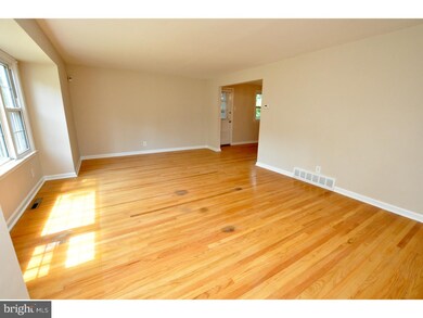 11 Ridgewood Ave, Delran, NJ 08075 - photo 3