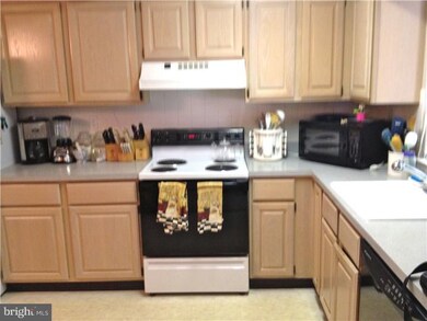 163 Trafalgar Rd unit 129, Doylestown, PA 18901 - photo 5