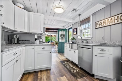 8 Forest Ave, Cohasset, MA 02025 - photo 2