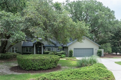 17 Dahlgren Ln-Front View.