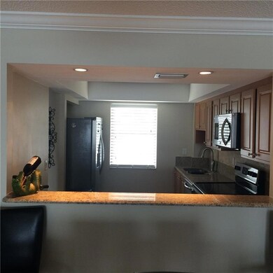 Kitchen bar area