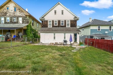1137 W Locust St, Scranton, PA 18504 - photo 4