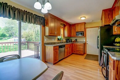 761 Truman St, Oregon, WI 53575 - photo 3